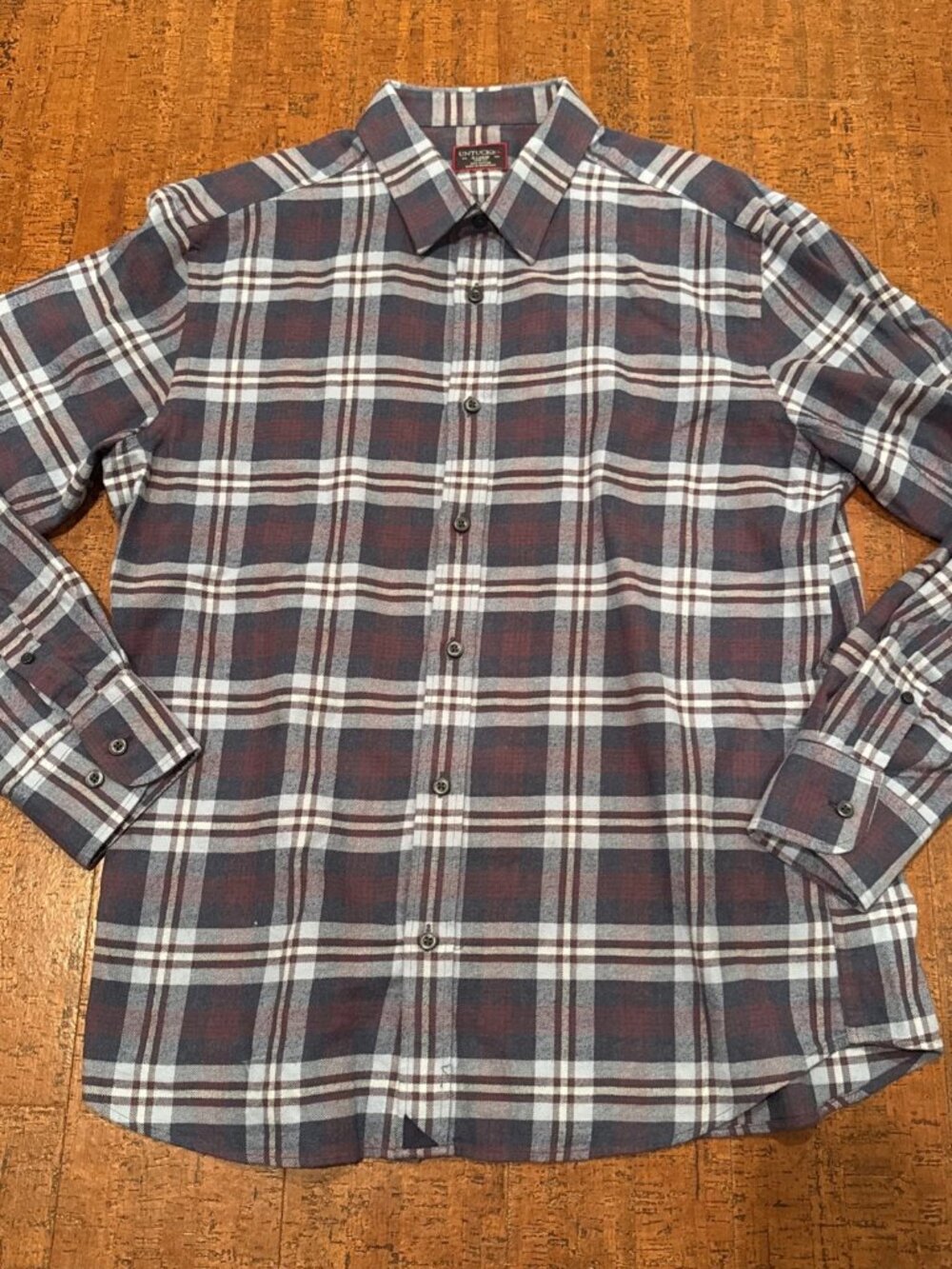 Untuckit Men’s XL Slim Fit Blue Red Plaid Long Sleeve Flannel Button-Up Shirt